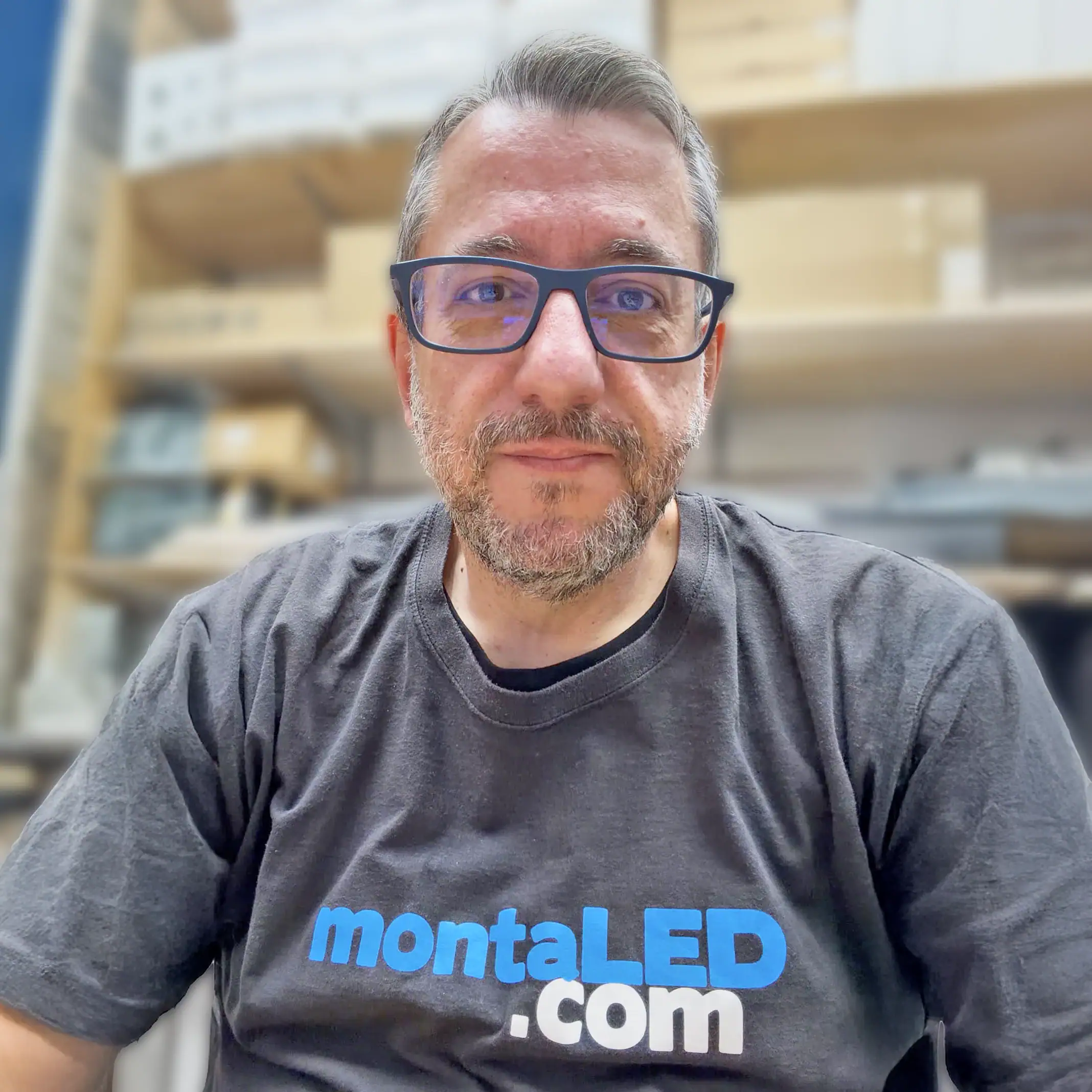 Roberto Gómez, electricista y responsable de Montaled